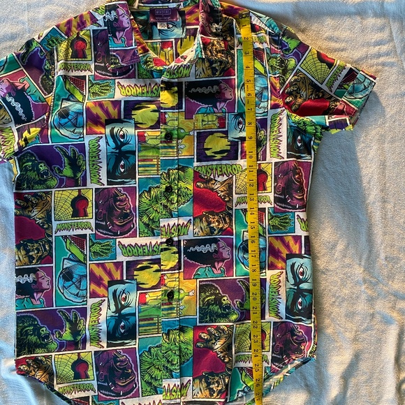 Unique Vintage x Universal Monsters Hawaii Print Button Down Shirt Men's L 10-12 - Picture 9 of 14